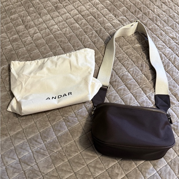 Andar Accessories - Andar Brown Crossbody Bag